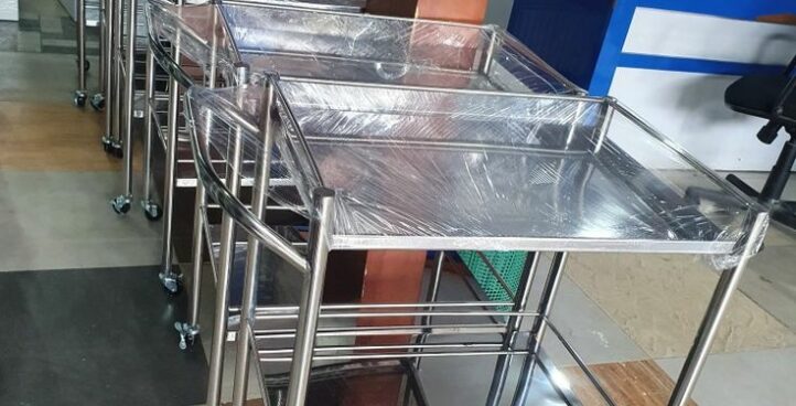 CHARIOT DE SERVICE MÉDICAL