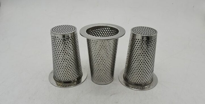 FILTRE CIRCULAIRE EN TÔLE PERFORÉ INOX